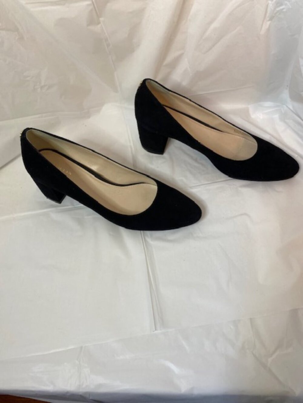 Cole Haan Women's Black Suede Block Heel Pumps - Size 7B - Picture 4 of 6